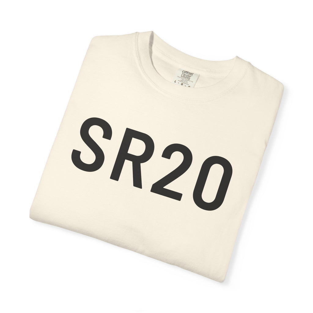 Ivory crew-neck T-shirt with SR20 text graphic across chest