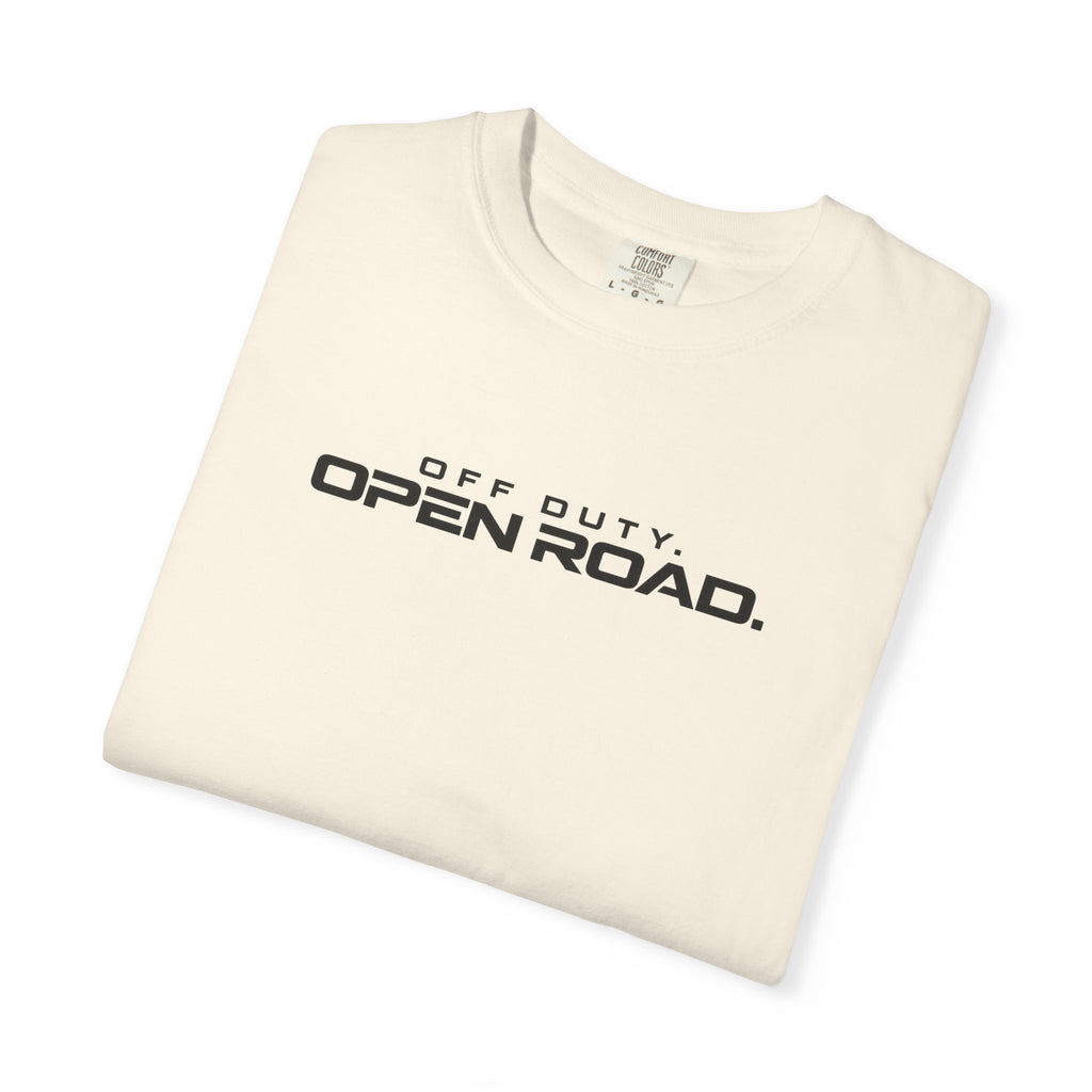 Ivory crewneck T-shirt with 'Off Duty Open Road' chest graphic