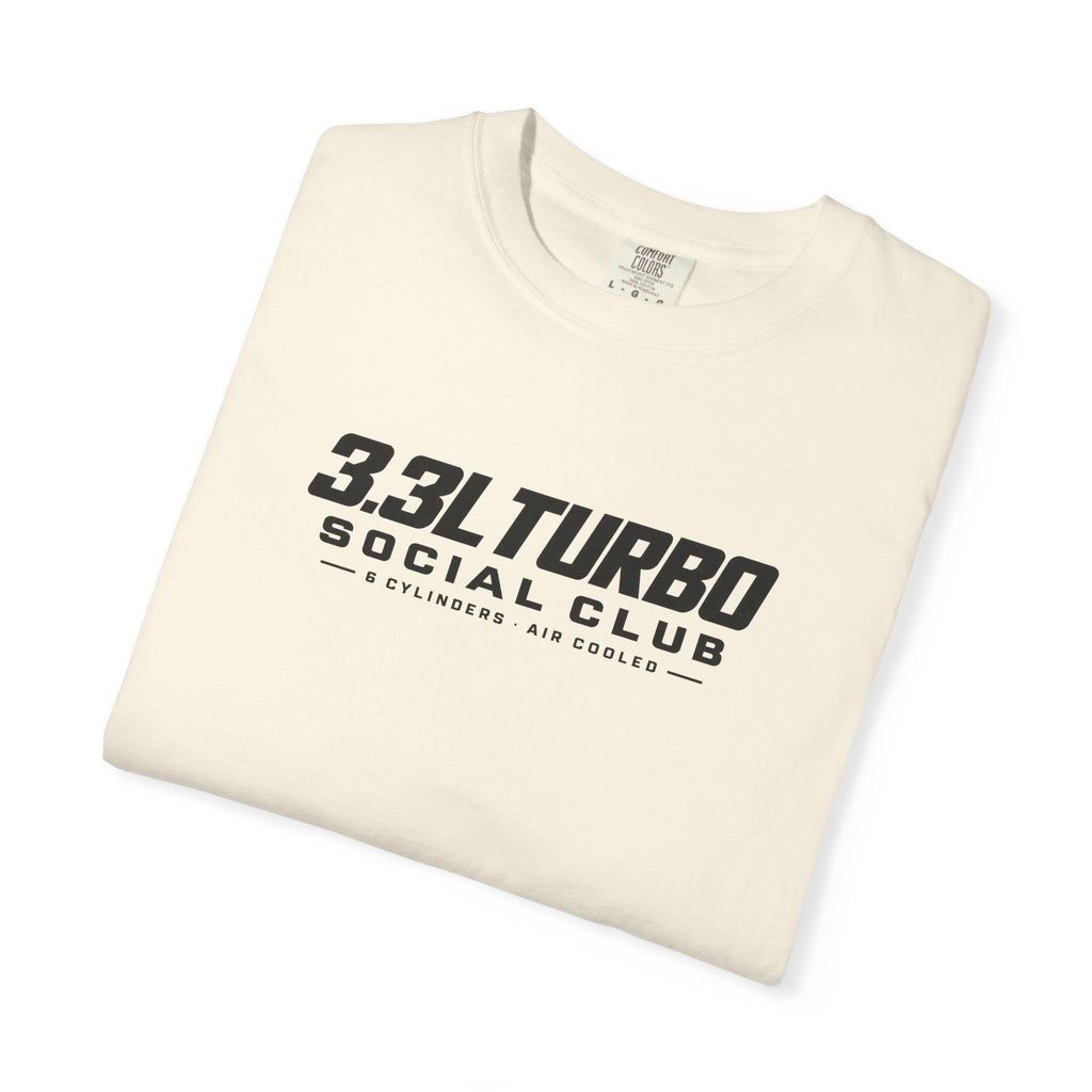 Ivory crewneck graphic T-shirt with 3.3L Turbo Social Club logo print