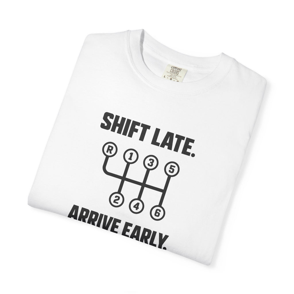 White T-shirt with bold front graphic, crew neck